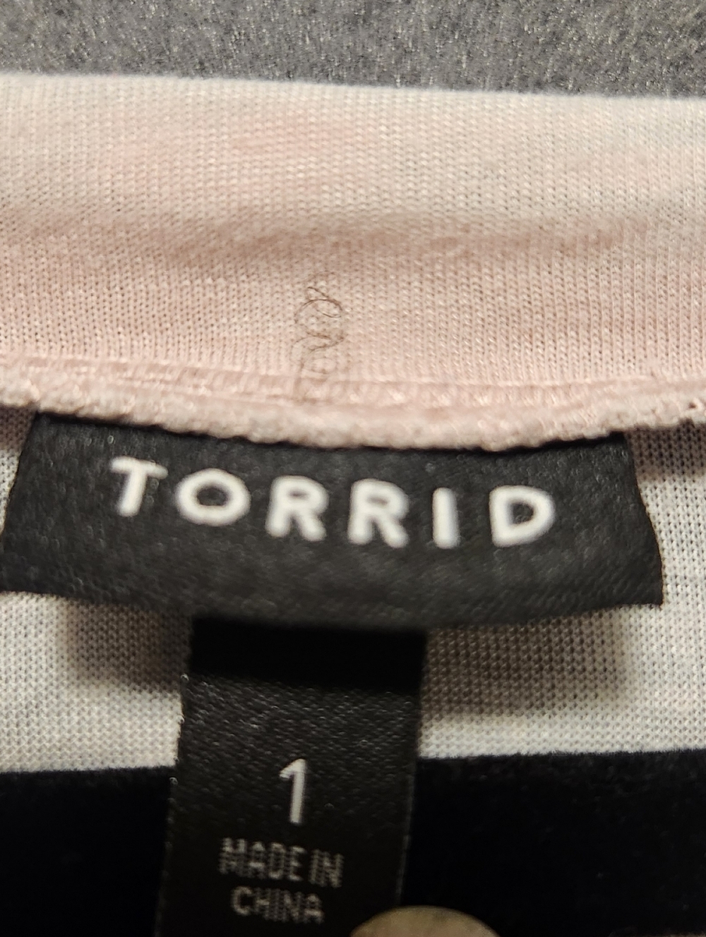 Torrid Shirt Women Size 1 Gray And Light Pink Lace Plus Size - Picture 5 of 11